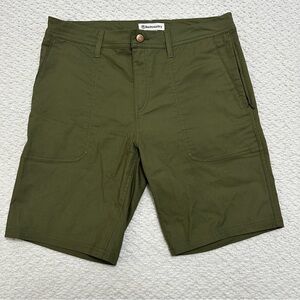 Backcountry Shorts Green Men’s Size 32